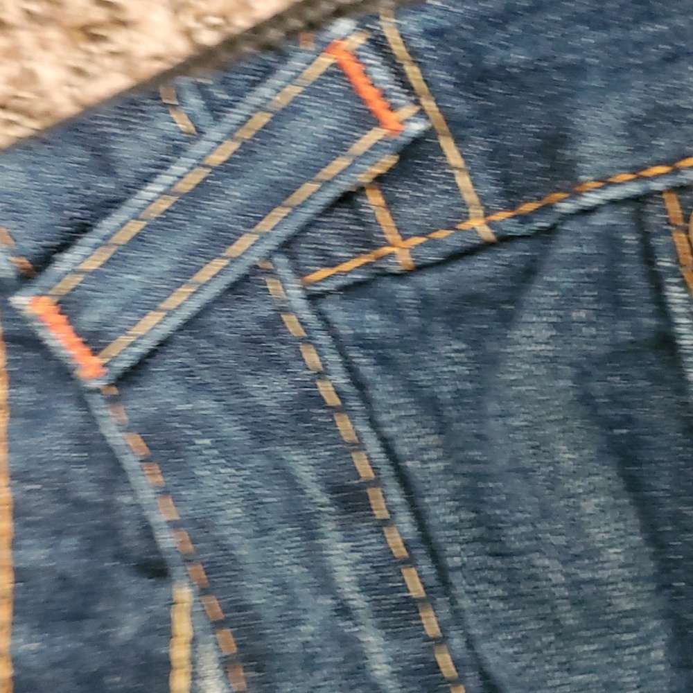 Size 27.  7" Rise. 31 Inseam. - Picture 8 of 12